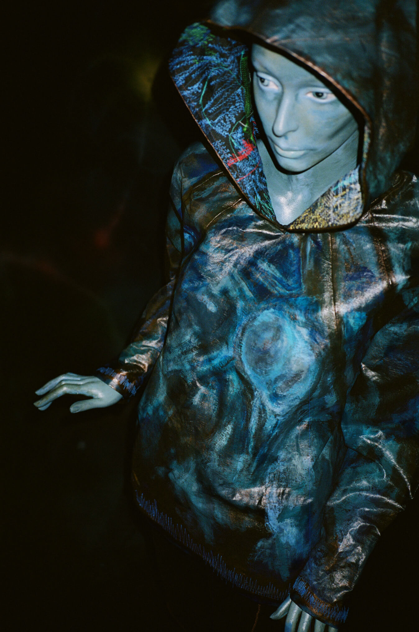 1aorta 2Embroidery 3Robinsparkes 4blue person 5Magic  6Painted clothing 7painting 8art 9clock 10time 11 11:11