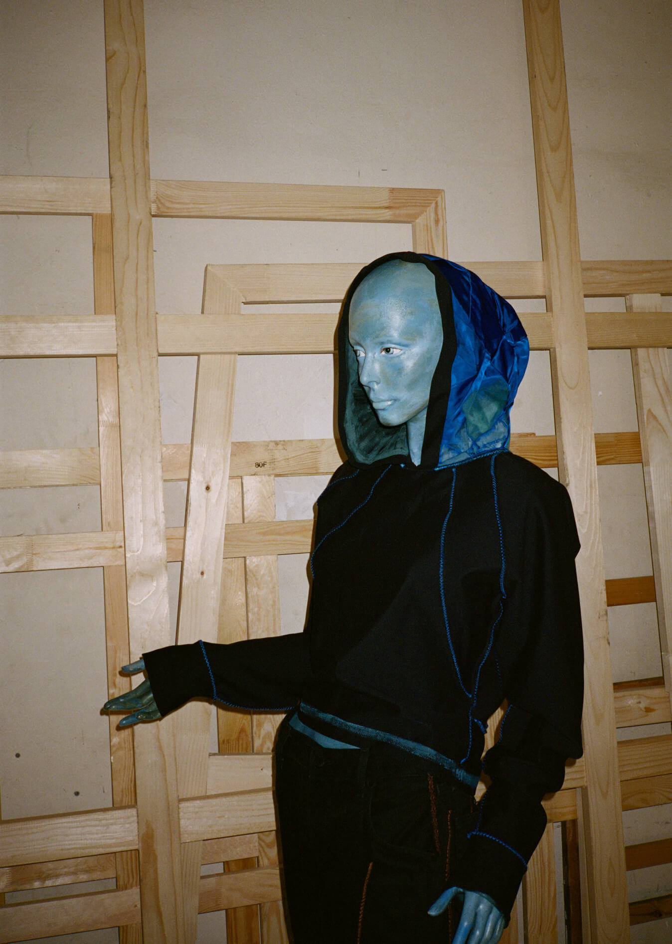 1water 2Embroidery 3Robinsparkes 4Blue person 5Magic 6Painted clothing 7painting 8art 9clock 10time 11 11:11