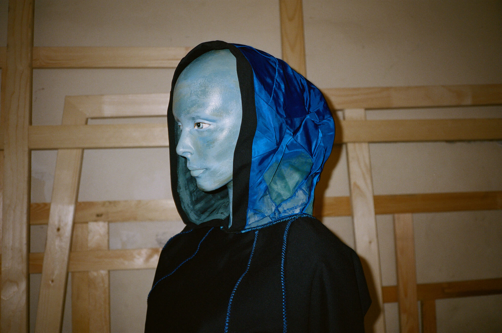 1water 2Embroidery 3Robinsparkes 4Blue person 5Magic 6Painted clothing 7painting 8art 9clock 10time 11 11:11