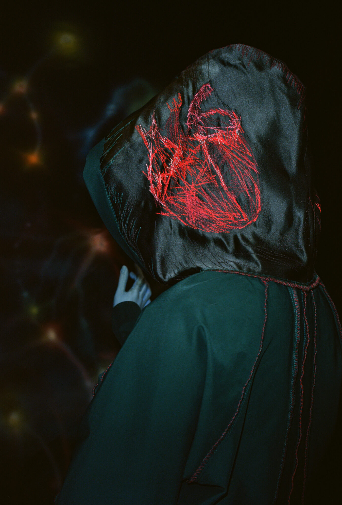 1aorta 2stretcher 3Robinsparkes 4blue person 5Magic 6Painted clothing 7painting 8art 9clock 10time 11 11:11