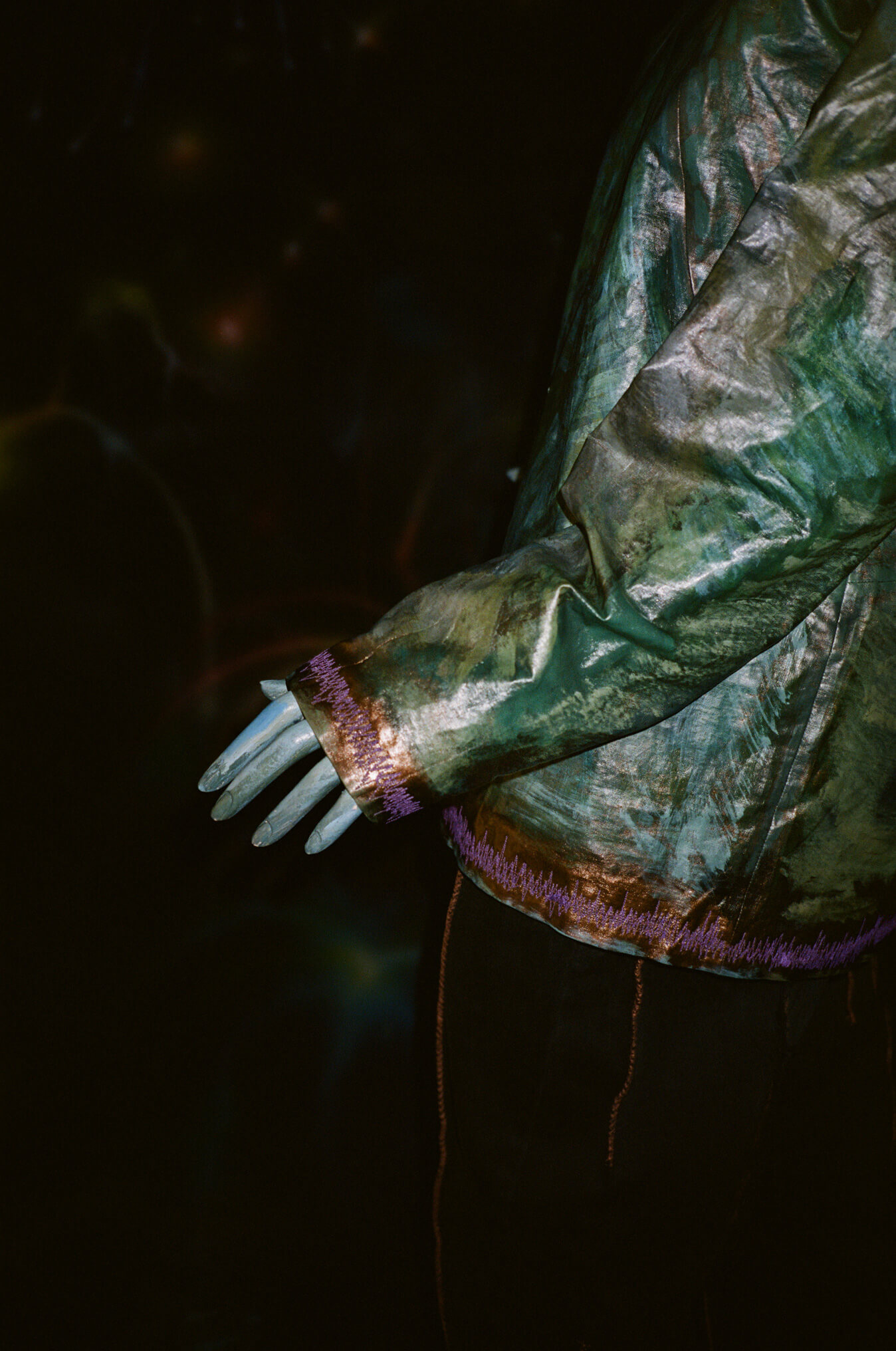 1green 2Embroidery 3Robinsparkes 4blue person 5Magic 6Painted clothing 7painting 8art 9clock 10time 11 11:11