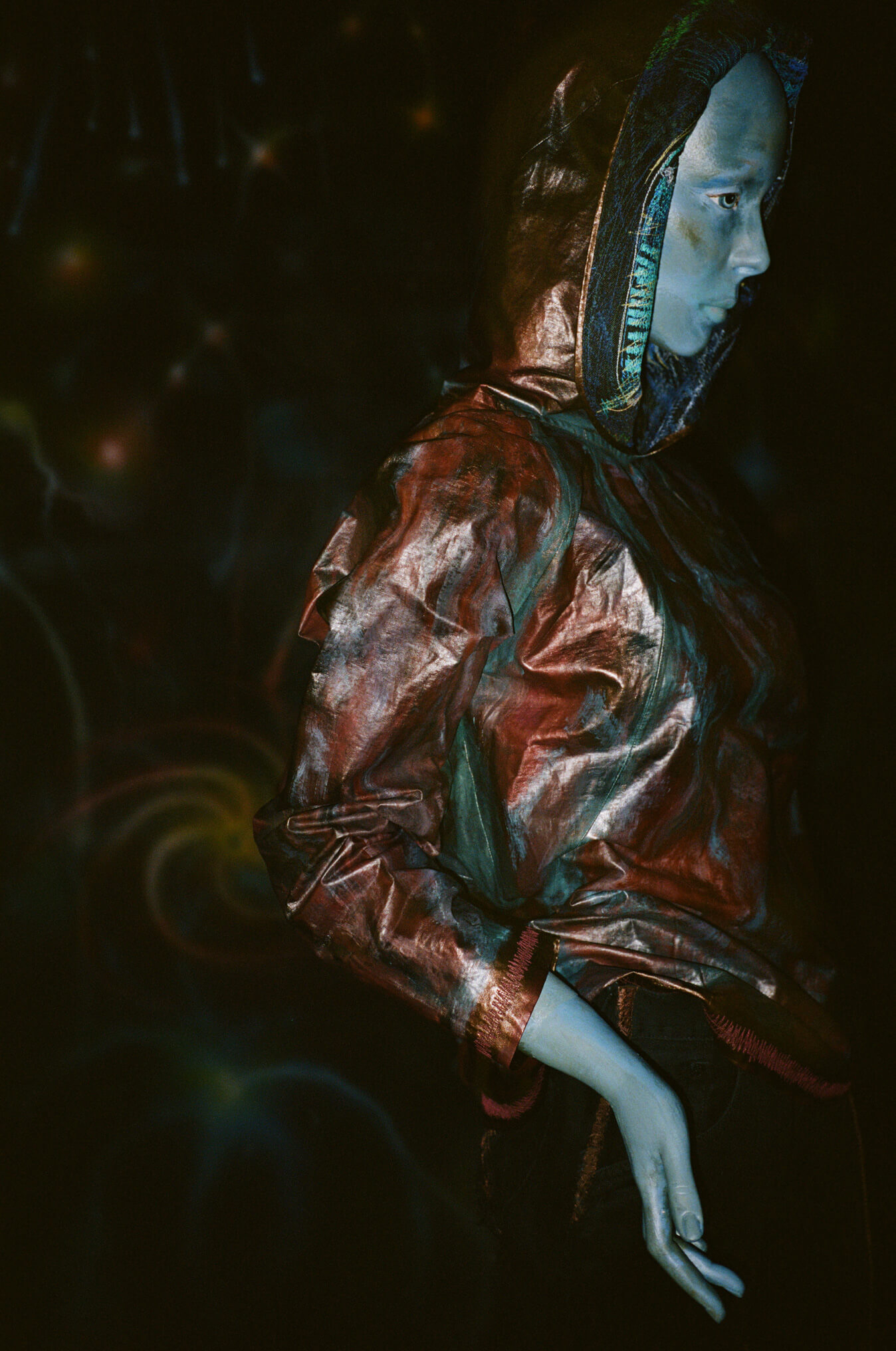 1goldfih 2Embroidery 3Robinsparkes 4blue person 5Magic 6Painted clothing 7painting 8art 9clock 10time 11 11:11