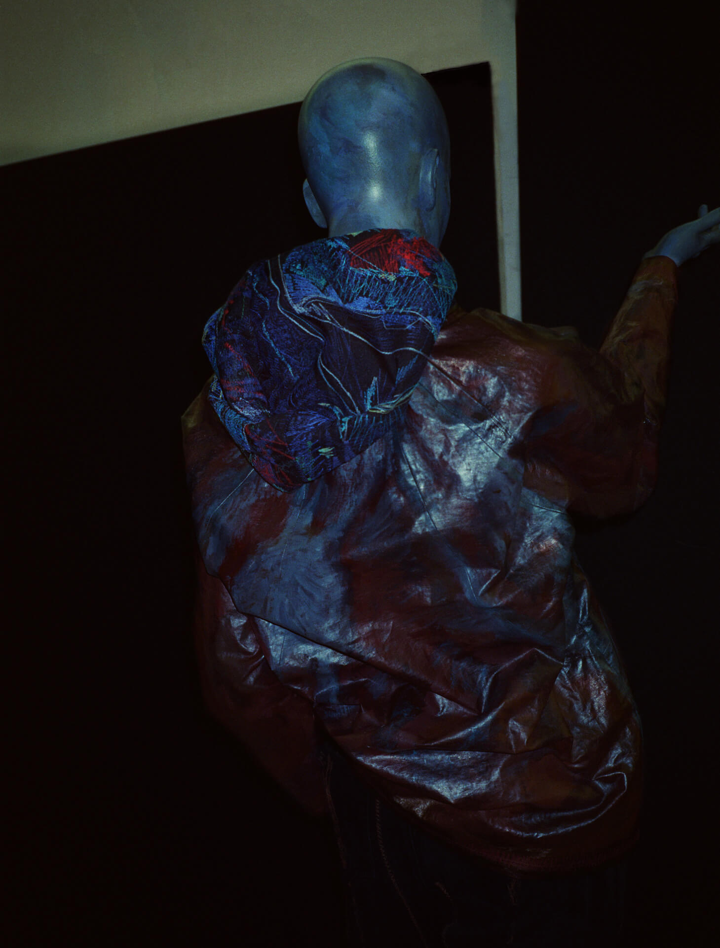 1goldfih 2Embroidery 3Robinsparkes 4blue person 5Magic 6Painted clothing 7painting 8art 9clock 10time 11 11:11